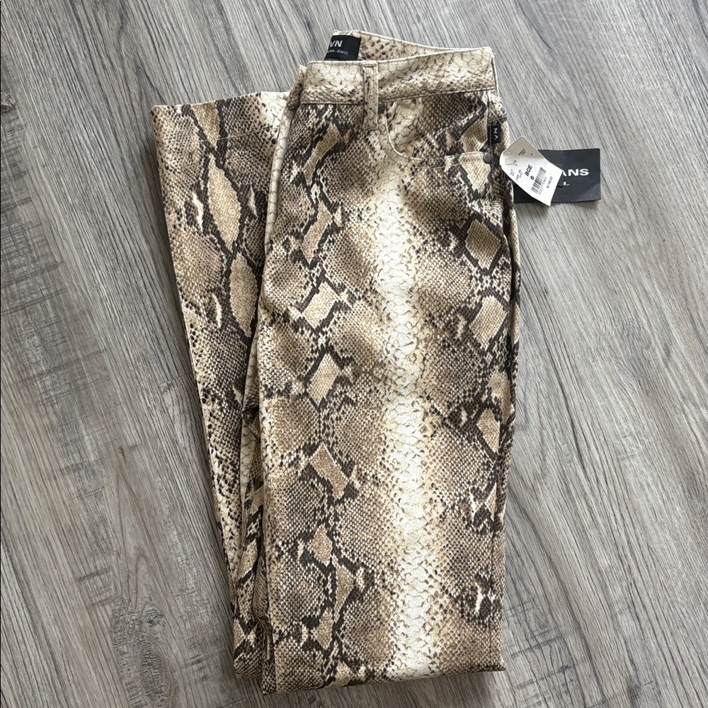 Votre Nom VN Snake print straight leg jeans size 6 NWT